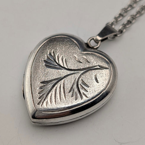 Vintage Sterling Silver Heart Locket Pendant with Necklace
